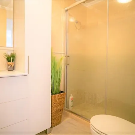 Apartment Spacious Ground Floor Overlooking The Beautiful Communal Pool *