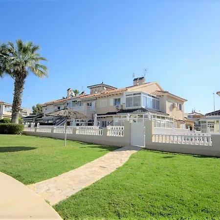 Spacious Ground Floor Overlooking The Beautiful Communal Pool Apartment *